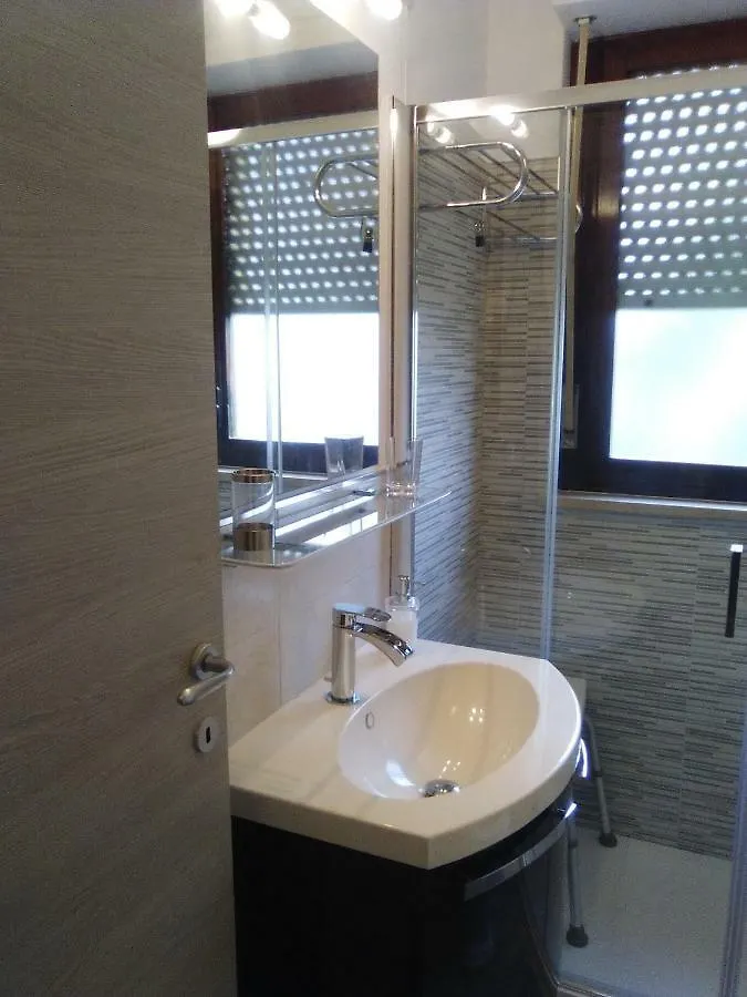Sardinia Holidays - Domus Patrizia Quartu SantʼElena Apartment